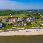 Haus Uthlande 10 *